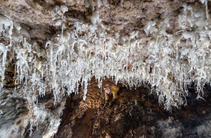 La Leyenda de la Cueva del Soplao: Un Misterio a Descubrir.