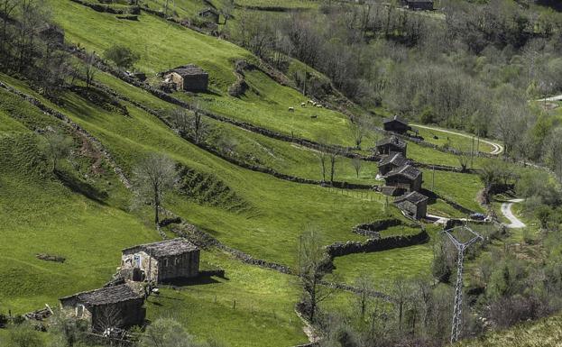 Una joya entre los montes de Cantabria: San Pedro del Romeral