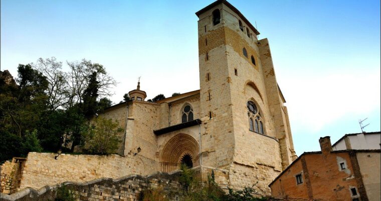 Descubre la belleza de la Ermita de Nuestra Señora de la Bien Aparecida en Hoz de Marrón – Un lugar de peregrinación imprescindible en tu visita a Cantabria
