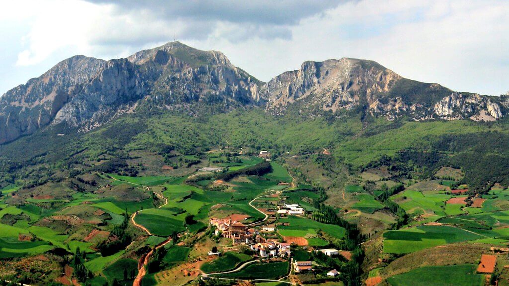 Descubre la elegancia y el encanto del Parador de Limpias en Cantabria – El destino perfecto para una escapada inolvidable