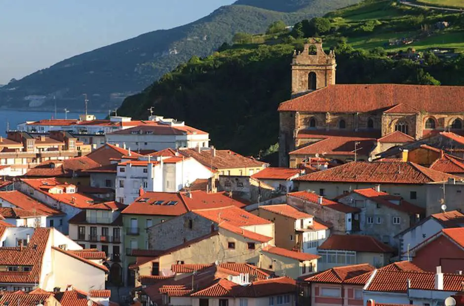 Descubre todo lo que Laredo en Cantabria tiene para ofrecer: playas, gastronomía y cultura